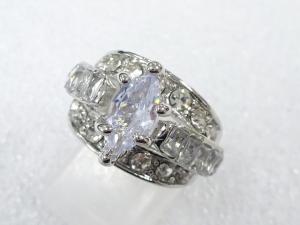 クリスタル　指輪(11号)